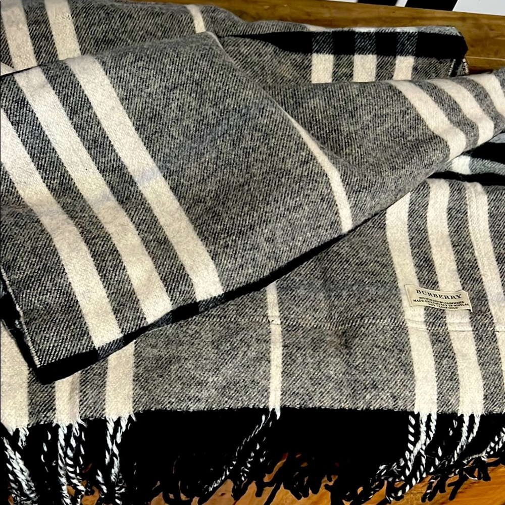 Burberry Gray and White Striped Scarf